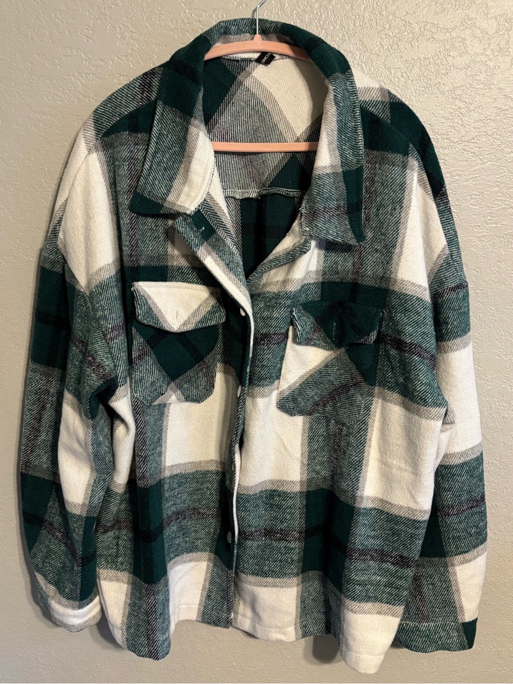 Women’s Green & Cream Plaid Shacket Jacket